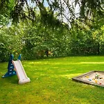 Luxury Retreat Near Kvie So - By Traum 度假居 *