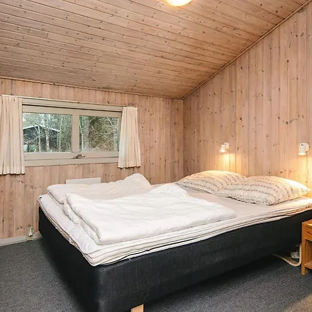 Semesterbostad Luxury Retreat Near Kvie So
